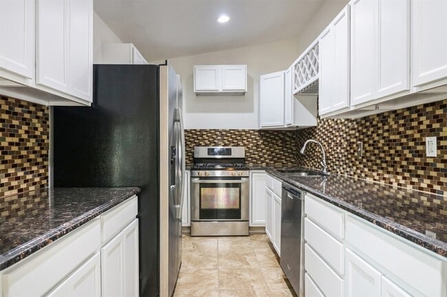 Foto del edificio - 1211 Gate Ln Dr