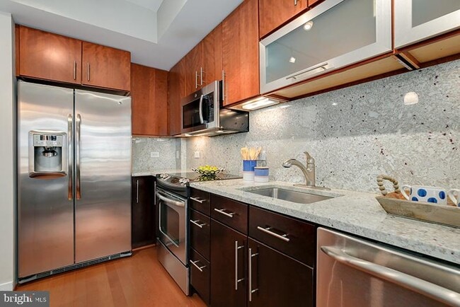 Foto del edificio - 1025 1st St SE