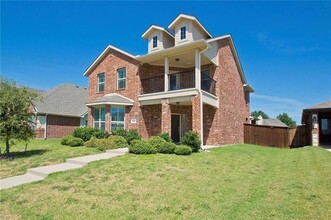 Building Photo - 639 Austin Ln