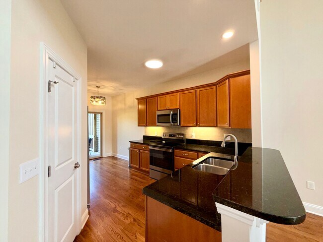 Foto del edificio - 92 Cypress Cir
