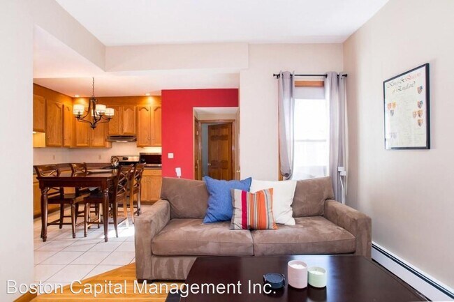 Building Photo - 3 br, 1 bath House - 26 Lincoln St. Unit #5