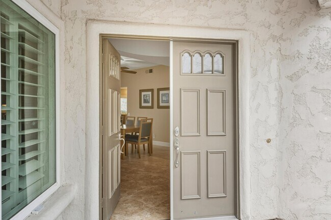 Building Photo - 223 Desert Falls Dr E