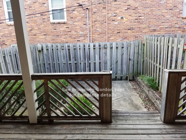 Foto del edificio - 5025 Hillsboro Pike