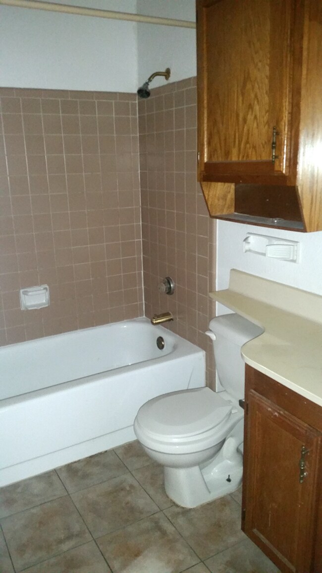 Building Photo - Arlington Duplex near 360
