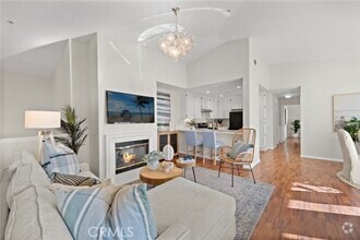 Building Photo - 41 Tierra Seguro