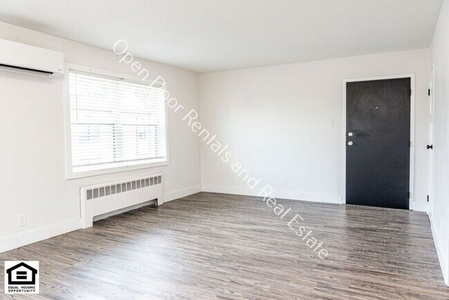 Foto del edificio - 1823 Griswold Dr