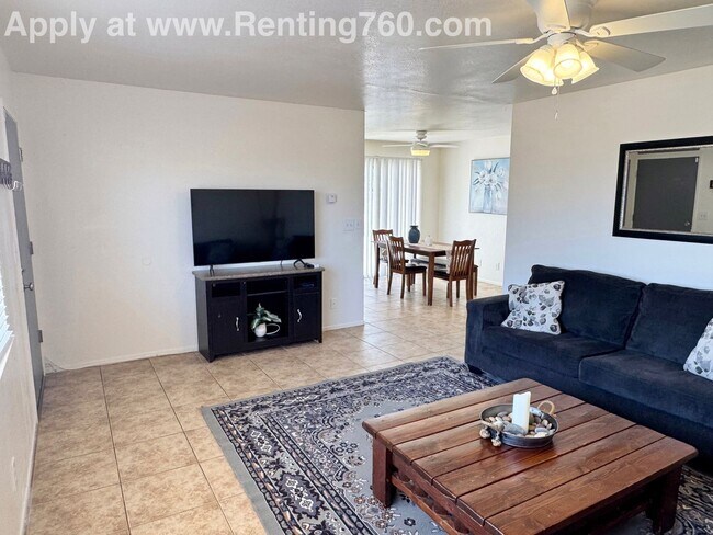 Foto del edificio - Charming & Furnished 2 bed 1 bath home in 29 Palms