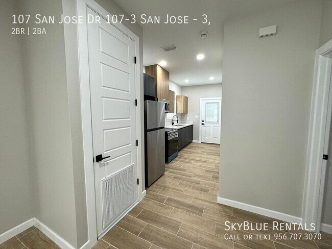 Building Photo - 107 San Jose Dr