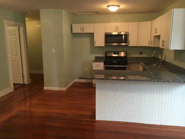 Foto del edificio - 349 Seaver St