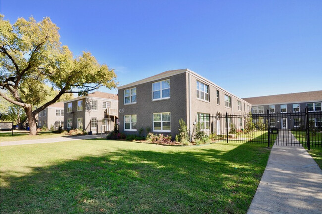 Foto del edificio - Swiss Hamptons Apartments