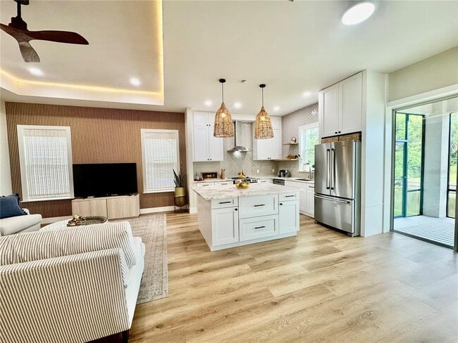 Building Photo - 56 Columbia Ln