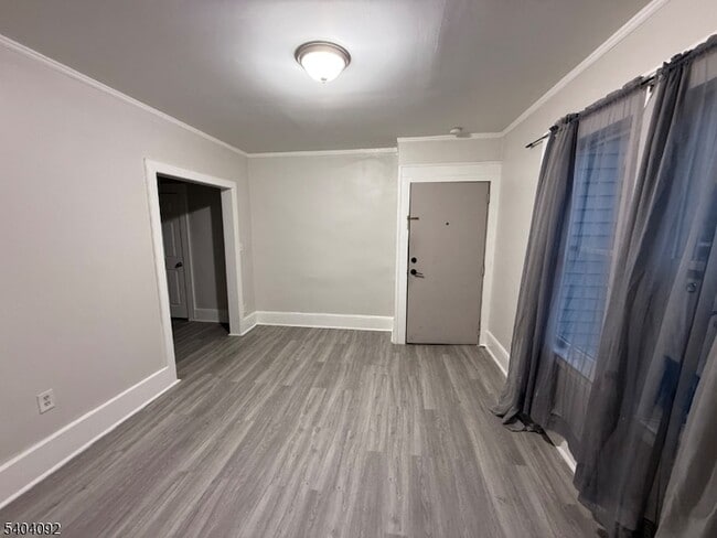 Foto del edificio - 28 Kenmore Ave