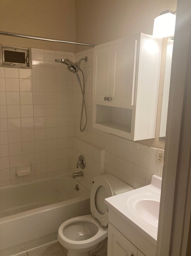 Foto del edificio - 934 Maple Pl