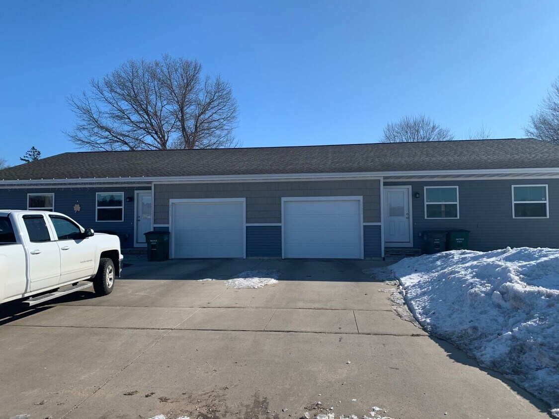Primary Photo - 2 Bedroom Duplex