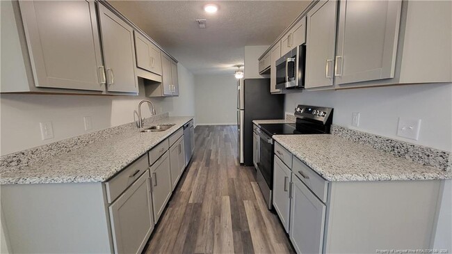 Foto del edificio - 1101 Woodridge Dr