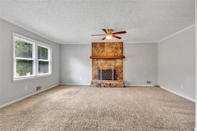 Building Photo - 905 Rambling Rose Ct NW