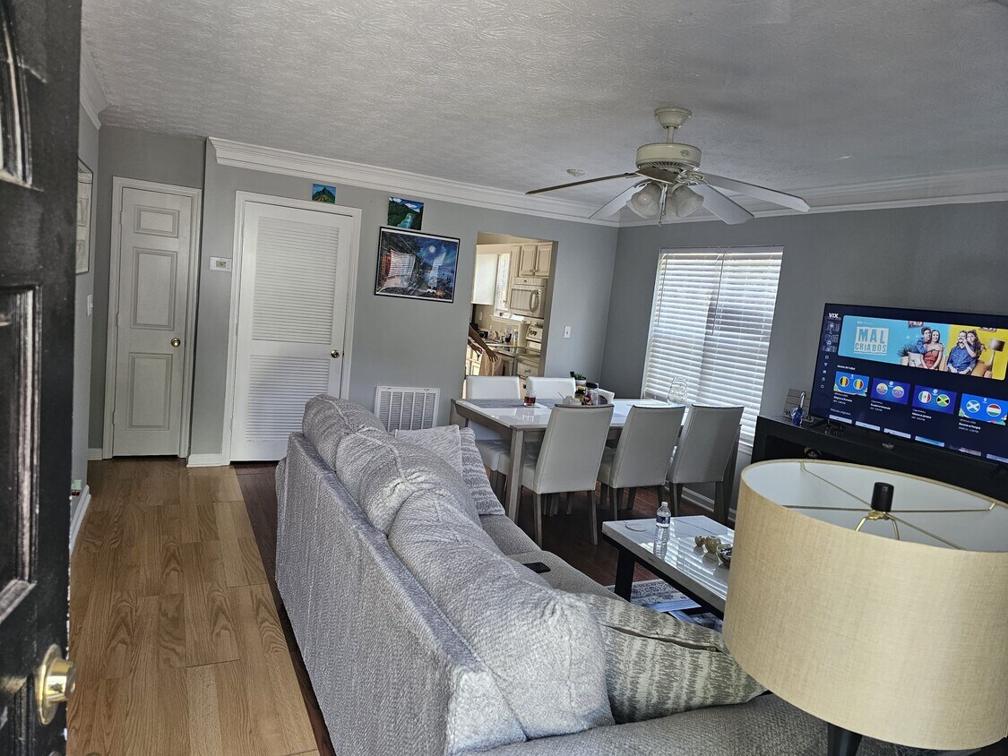 Living Room - 1028 Plantation Way NW