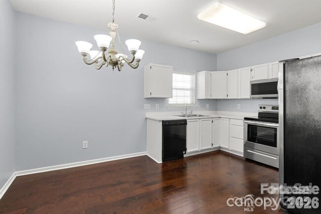 Building Photo - 6828 Ayrshire Glen Pl