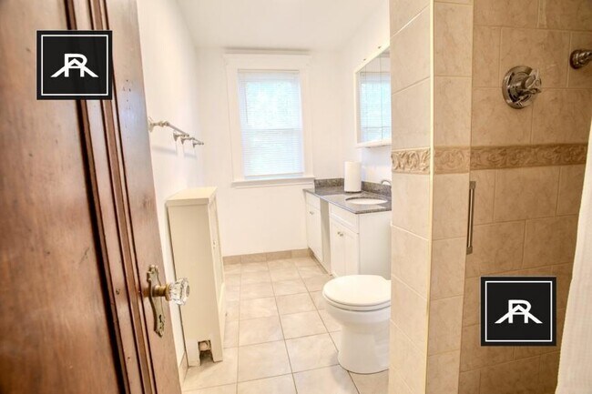 Building Photo - 3 bedroom in Brighton MA 02135