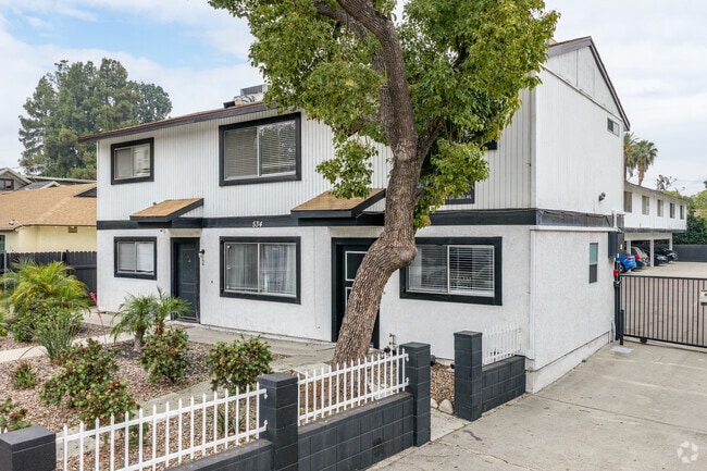 Treasured Townhomes - The William on Sunset