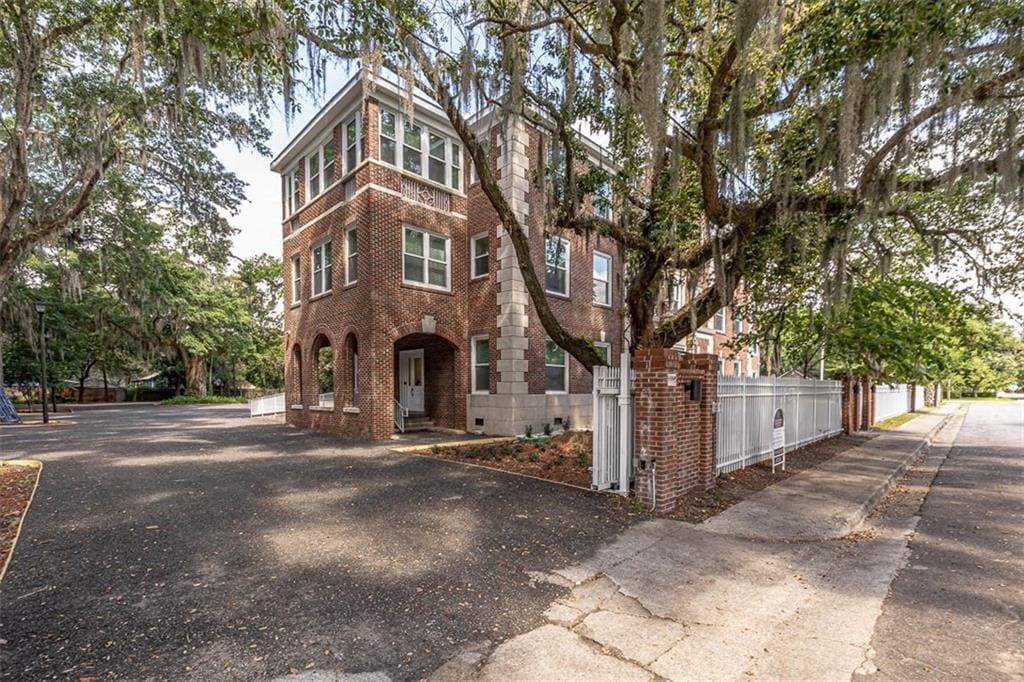 519 Norwich St, Brunswick, GA 31520 Condo for Rent in Brunswick, GA