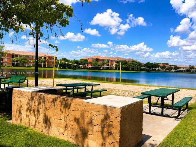 Foto del edificio - 4402 SW 160th Ave
