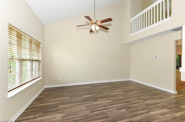 Building Photo - 636 Grasswren Way
