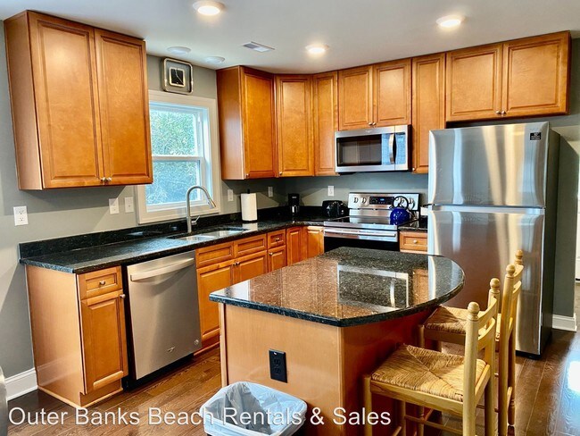 Foto del edificio - 3 br, 2 bath House - 630 Grebe Ct.