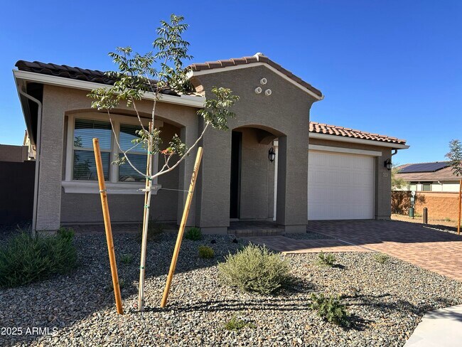 Foto del edificio - 4347 W Bradshaw Creek Ln