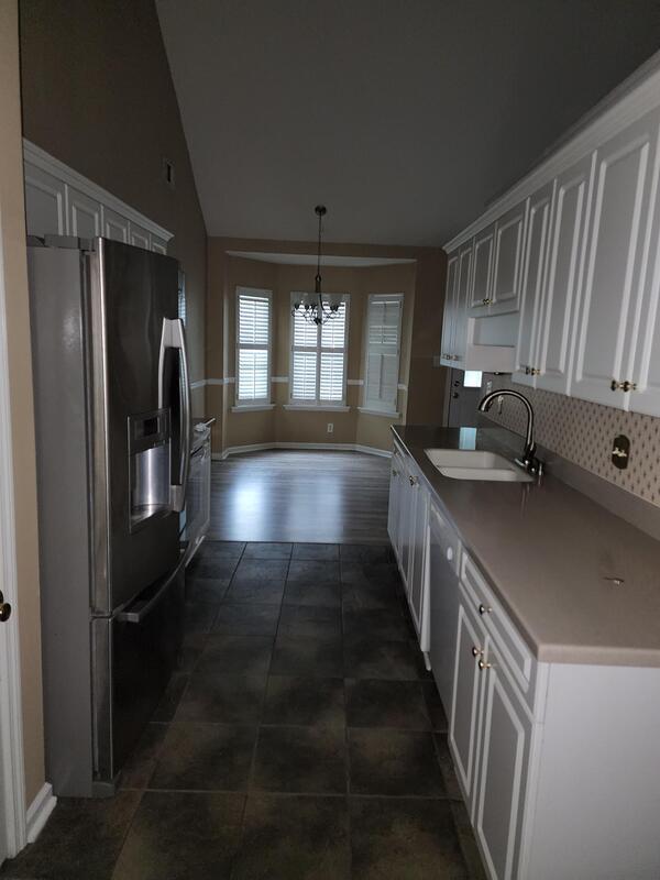 Building Photo - 203 Park Ln