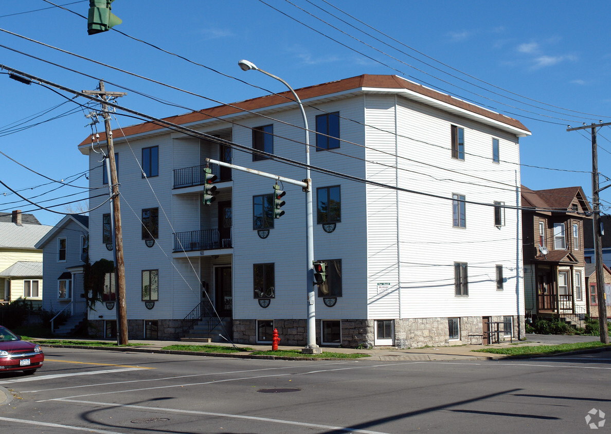 Building Photo - Catherine Street Apartments