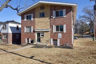 Building Photo - 801 N 48th St