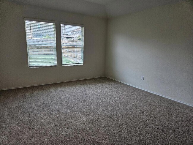 Foto del edificio - 19405 Bear Grass Dr