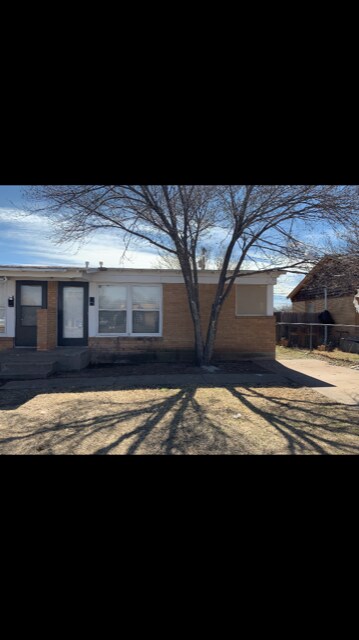 Building Photo - 5801 Lawrence Blvd