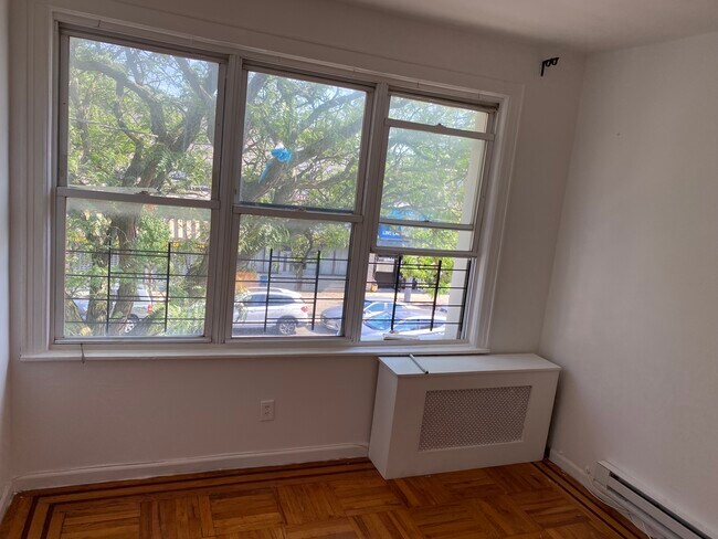 BedRoom - 1209 Avenue Z