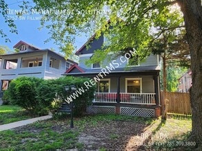 Building Photo - 1252 SW Fillmore St