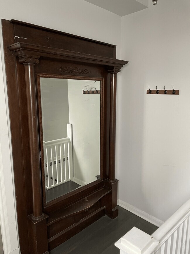 Foto del edificio - 2826 W Lyndale St