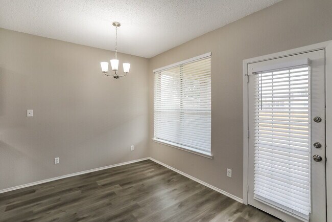 Building Photo - 4924 Cape St