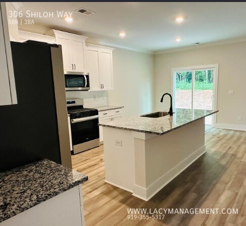 Building Photo - 306 Shiloh Wy