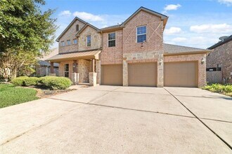 Building Photo - 2051 Brodie Ln
