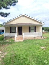 Building Photo - 2727 Peanut Rd