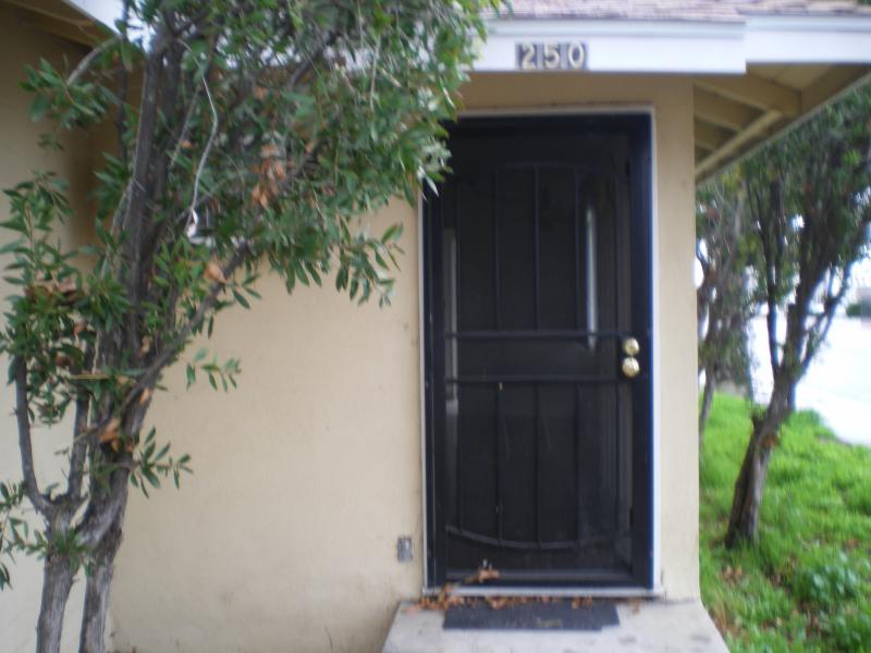 Foto principal - 250 N Buena Vista St