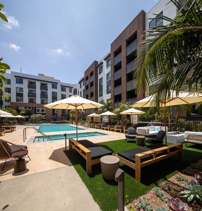 VRV 12736 Beach Blvd Stanton, CA Apartments for Rent in Stanton