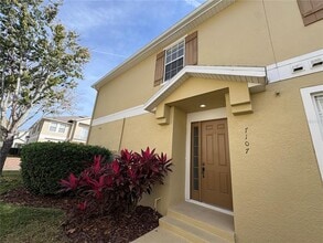 Building Photo - 7107 Harmony Square Dr S