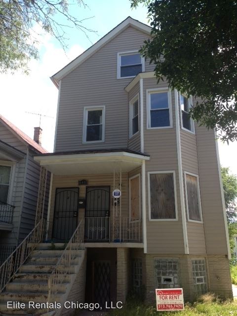 Primary Photo - 8411 S Escanaba Ave