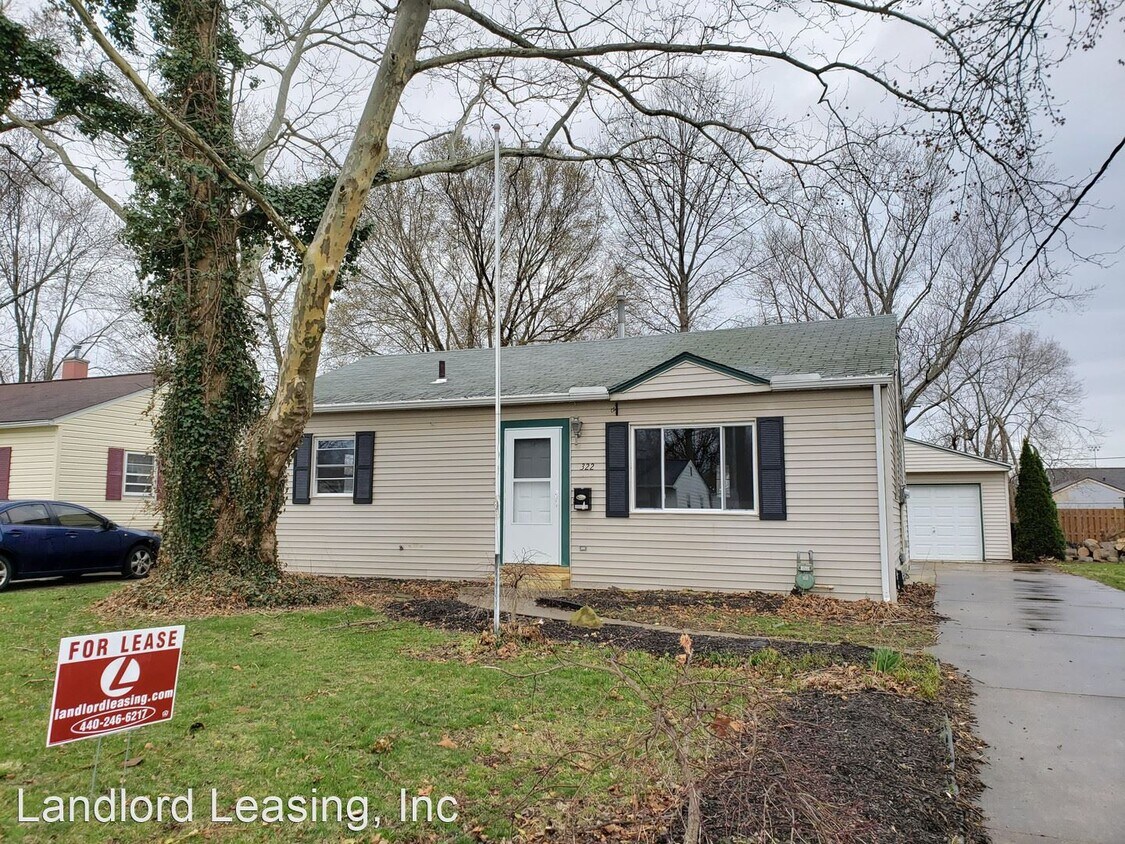 3 br, 1 bath House 322 Pasadena Avenue House Rental in Elyria, OH