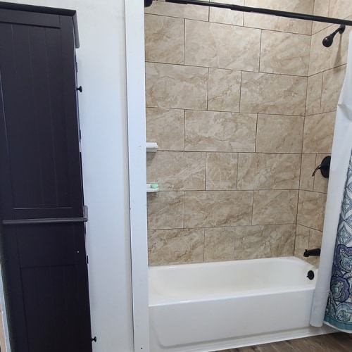 Building Photo - 209 N 1st St