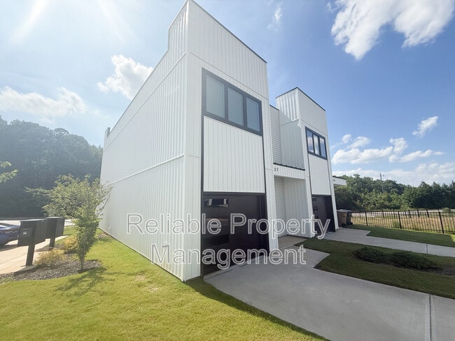 Building Photo - 37 N Laird Dr