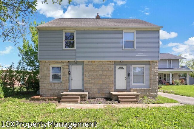 Foto del edificio - 2063-2065 W Mound St