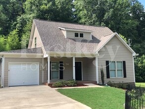 Building Photo - 411 Odum Rd